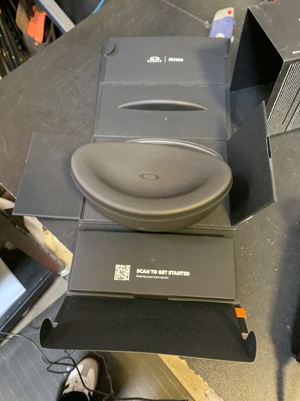 Photo 1 of Oakley | Meta Vanguard with Meta AI, Audio, Photo, Video Compatibility - Black, Prizm™ 24K