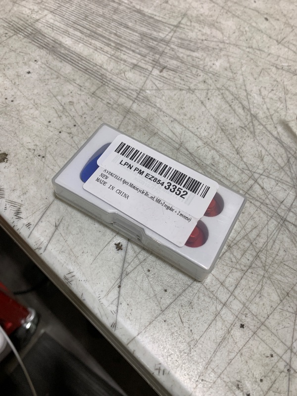 Photo 1 of AVERZELLA 4pcs Motorcycle Red Mirror Hole Plugs 2 Regular+2 Reverse M8x1.25 (Red, M8>2 regular + 2 reverse)