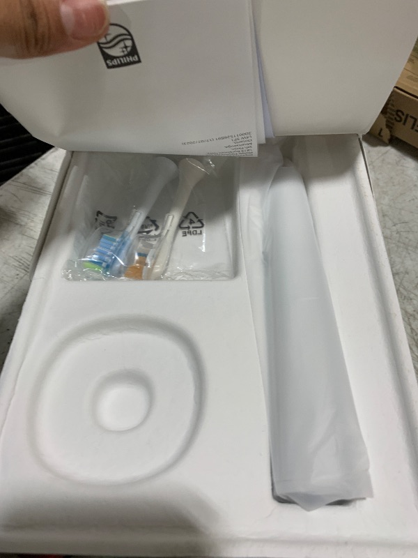 Photo 1 of Philips Sonicare DiamondClean Smart 9500 Electric Toothbrush, Sonic Toothbrush with App, Pressure Sensor, Brush Head Detection, 5 Brushing Modes and 3 Intensity Levels, White, Model HX9923/01