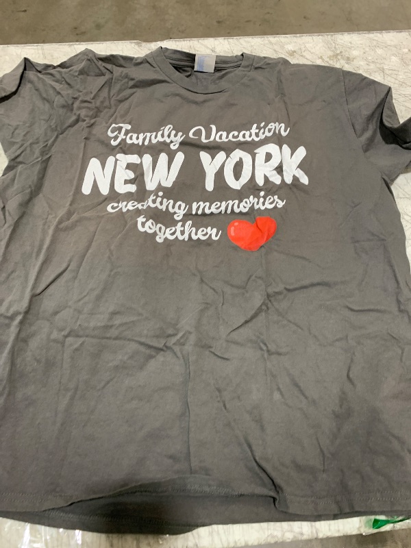 Photo 1 of New York Family Vacation T-Shirt XL 
