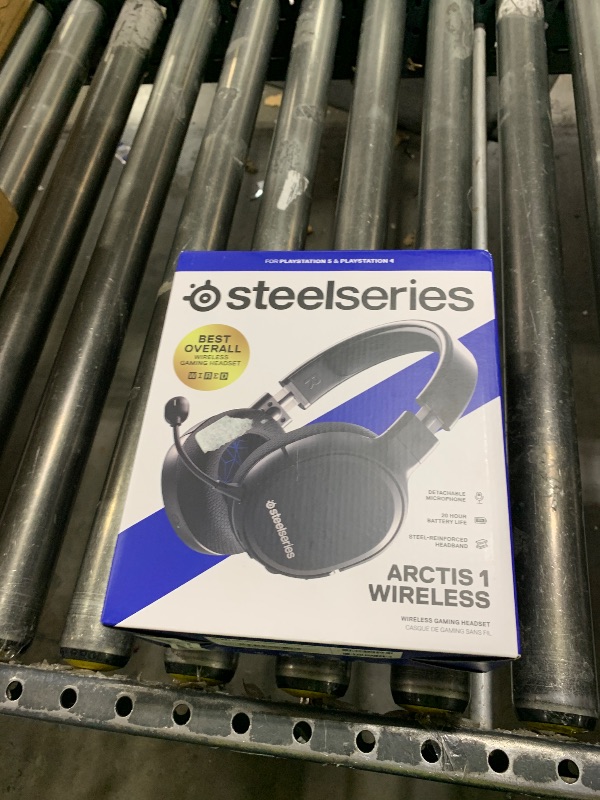 Photo 1 of SteelSeries Arctis 1 Wireless Gaming Headset for Playstation – USB-C Wireless – Detachable ClearCast Microphone 