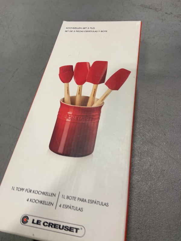 Photo 1 of GREY COLOR SET Le Creuset Silicone Craft Series Utensil Set with Stoneware Crock, 5 pc., Cerise