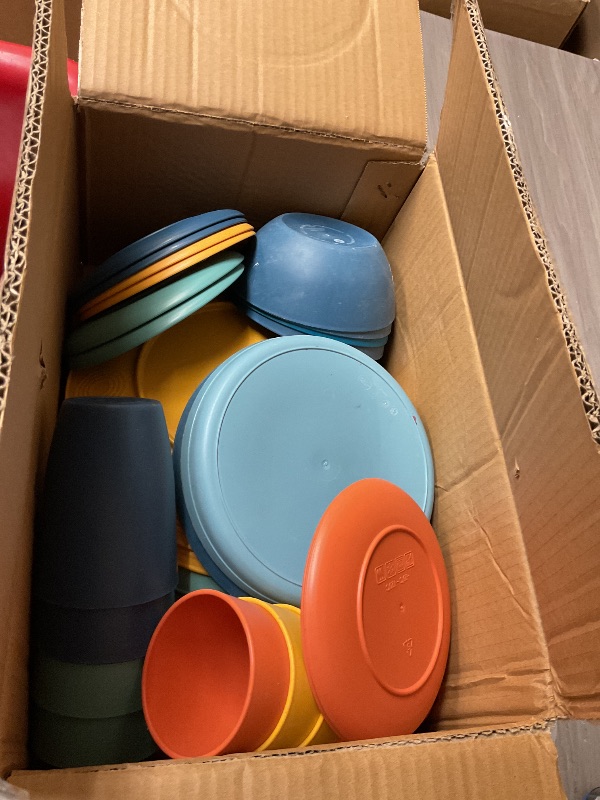 Photo 1 of Homienly 40-Piece Premium Wheat Straw Dinnerware Sets, Service for 8, Unbreakable Plates and Bowls Set - Cups Sets, Dinner Plates, Bowls for Kitchen,Dishwasher and Microwave Safe Dishes Set - Multi