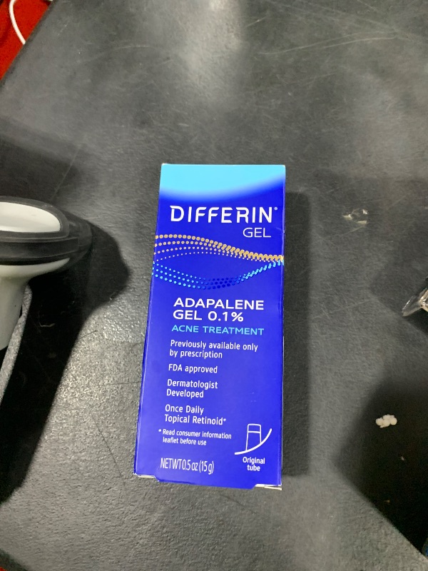 Photo 1 of Differin Acne Treatment Gel, 30 Day Supply, Retinoid Treatment for Face with 0.1% Adapalene, Gentle Skin Care for Acne Prone Sensitive Skin, 15g Tube (Packaging May Vary)