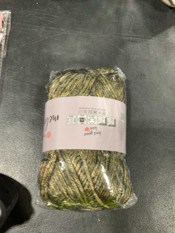 Photo 1 of 1 Ball YarnArt Melody, Chainette Yarn, Shiny Metallic Sheen Yarn for Knitting, Crochet, Embroidery, 100 Grams (3.5 oz), 230 Meters (251 Yards), 70% Polyamide 21% Acrylic 9% Wool Blend, Gold - 886