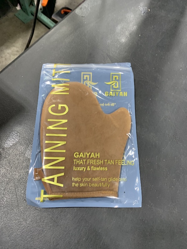 Photo 1 of GAIYAH Self Tanning Mitt Applicator Self Tanner Mitt Applicator Tanning Mitts Self Tanner With Thumb Ultra Soft Tanning Glove For Self Tan Mitt Applicator