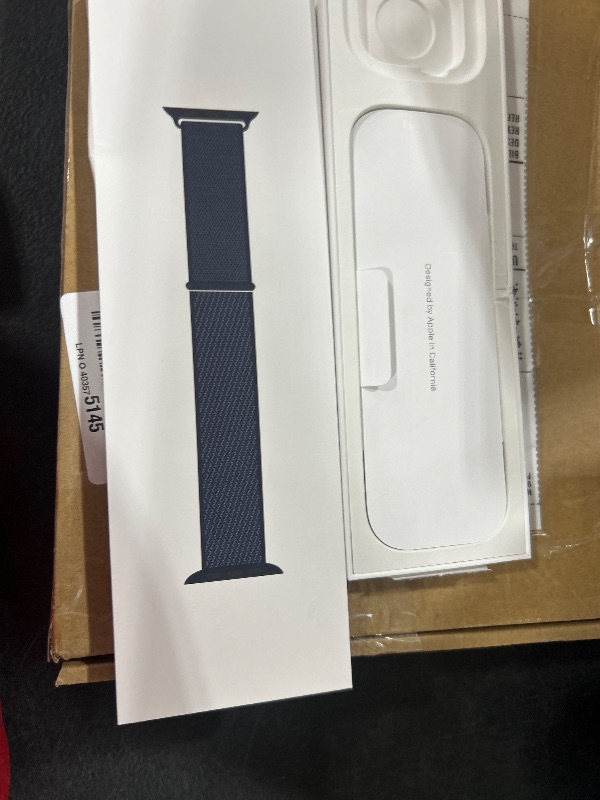 Photo 1 of Apple Watch SE (2nd Gen) [GPS 40mm] Smartwatch , Carbon Neutral   WRIST BAND AND CHARGER ONLY 