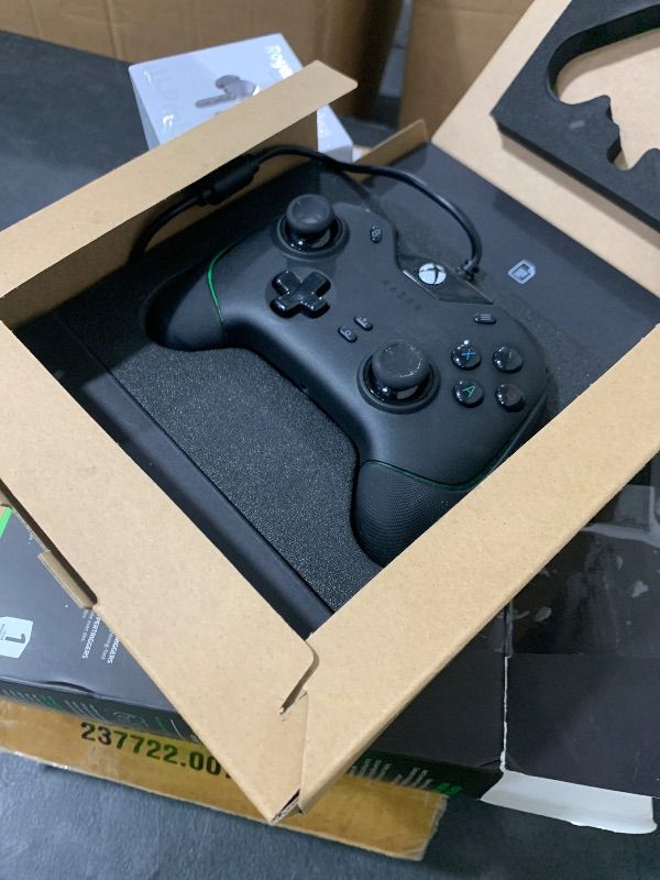 Photo 1 of Razer Wolverine V3 Tournament Edition Wired Gaming Controller: Licensed for Xbox Series X|S, Xbox One, Windows PC - 6 Remappable Buttons - Fast Triggers - USB-C Cable - Wired Tournament Mode - Black