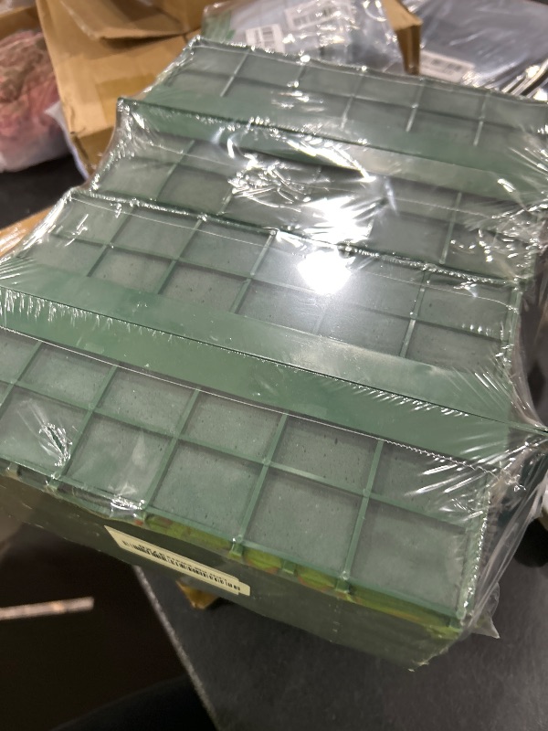 Photo 1 of Takytao Floral Foam Cage 4 Pieces, Floral Foam for Artificial Flowers, Dry Floral Foam Blocks for Fresh Flower Arrangement Decoration, Wedding, Interior and Garden