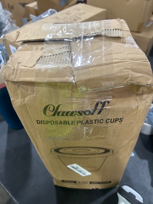Photo 1 of Clawsoff 200 Pack 9 oz Clear Plastic Cups with Lids, Parfait Cups with Flat Lids, Disposable Dessert Cup, Putting Cup for Cold Drink, Ice Cream, Fruit, Salad