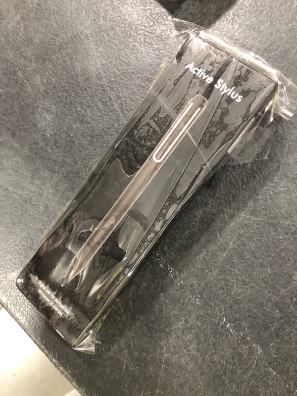 Photo 1 of Uogic Pen for Microsoft Surface, 4096 Pressure Sensitivity Palm Rejection Stylus, for Surface Pro (6th/7th/7+/8th/9th/10th/X Gen), Surface Go (1st/2nd/3rd Gen), Surface Book (1st/2nd/3rd Gen)