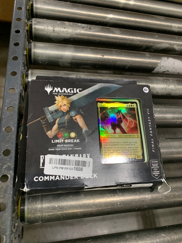 Photo 1 of Magic: The Gathering Final Fantasy VII Commander Deck - Limit Break