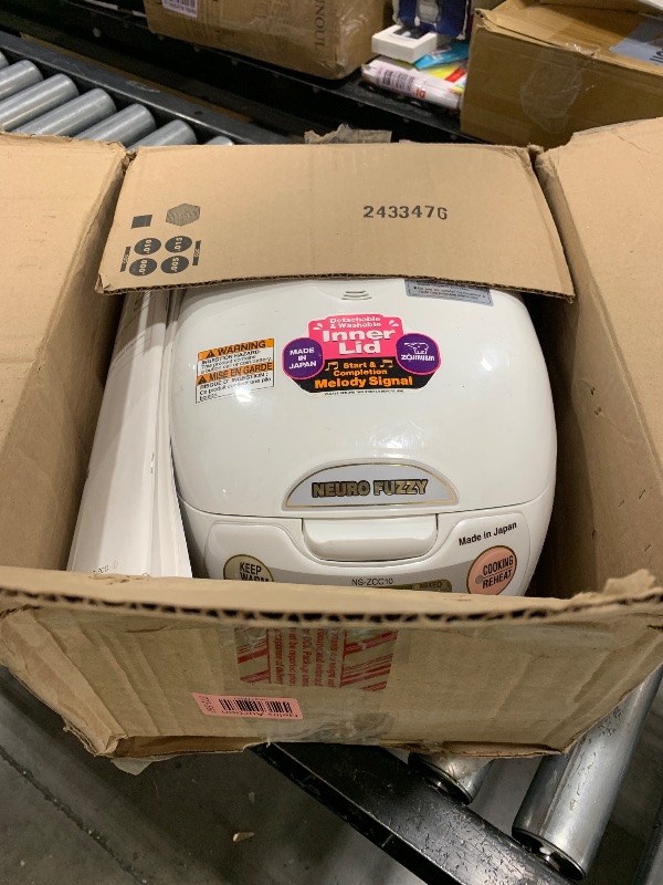 Photo 1 of Zojirushi NS-ZCC10 5-1/2-Cup Neuro Fuzzy Rice Cooker and Warmer, Premium White