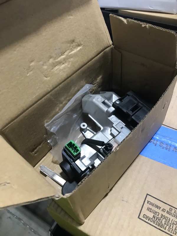 Photo 1 of Aumzong Ignition Switch Lock Cylinder with 2 Keys (with Chip) Compatible with Honda Civic 1.3L 2003 2004 2005,for Honda Civic 1.7L 2001 2002 2003 2004 2005