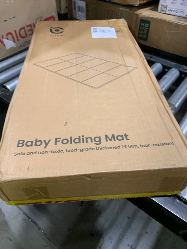 Photo 1 of baby folding mat 