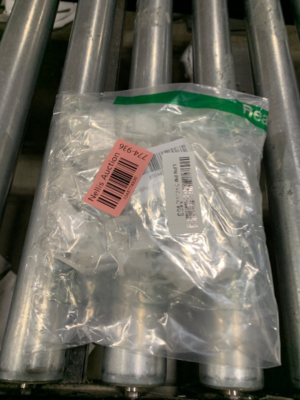 Photo 1 of 100pcs Wall Plant Clips for Climbing Plants Self Adhesive Clips Plant Hooks for Wall Fixture Clips Plastic Clips Cable Plant Holder Green&White (100, White)