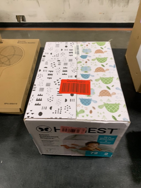 Photo 1 of The Honest Company Clean Conscious Diapers for Delicate Skin | Up to 100% Leakproof | Hypoallergenic, Fragrance Free | Gender Neutral | Club Box, Size 2 (12-18 lbs), 72 Count (Prints May Vary)