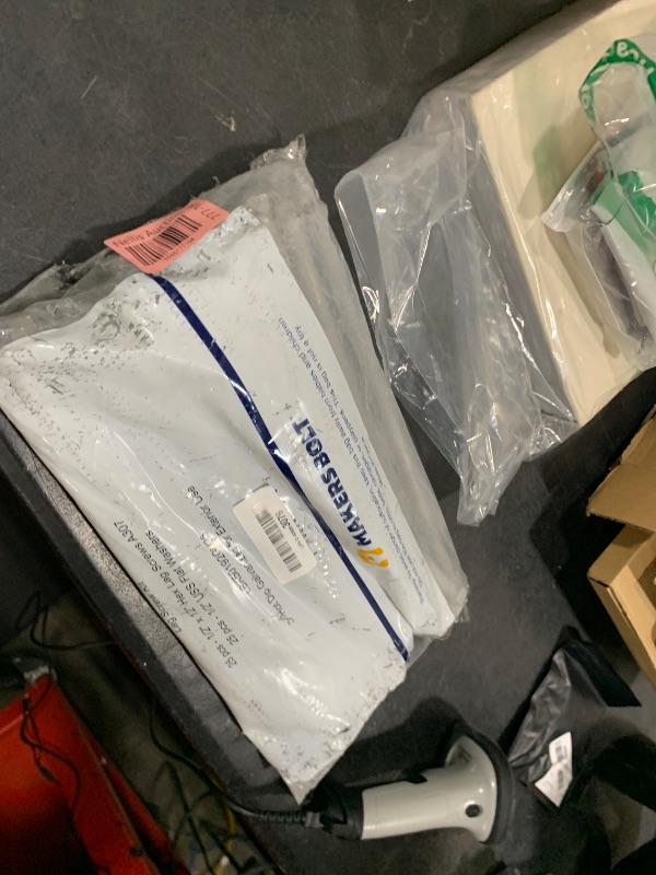 Photo 1 of 1/2 x 12 (25 Pack) Lag Screw Kit, 25 Screws and 25 washers, Hot Dip Galvanized, Meets ASME B18.2.1 Industrial/Commercial Grade by Makers Bolt