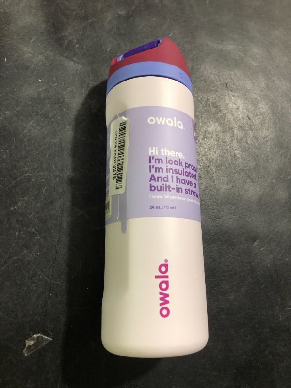 Photo 1 of Owala FreeSip Insulated Stainless Steel Water Bottle with Straw for Sports, Travel, and School BPA-Free Sports Water Bottle, 24 oz, Dreamy Field