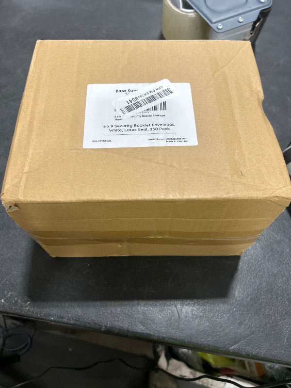 Photo 1 of 250 6x9 Envelopes, Open Side, Latex Self Seal Security Booklet Envelopes, Securely Holds a Small Booklet, Catalog, Card, or Brochure with Strong Self Seal Flap, 250 Side Open White Envelopes