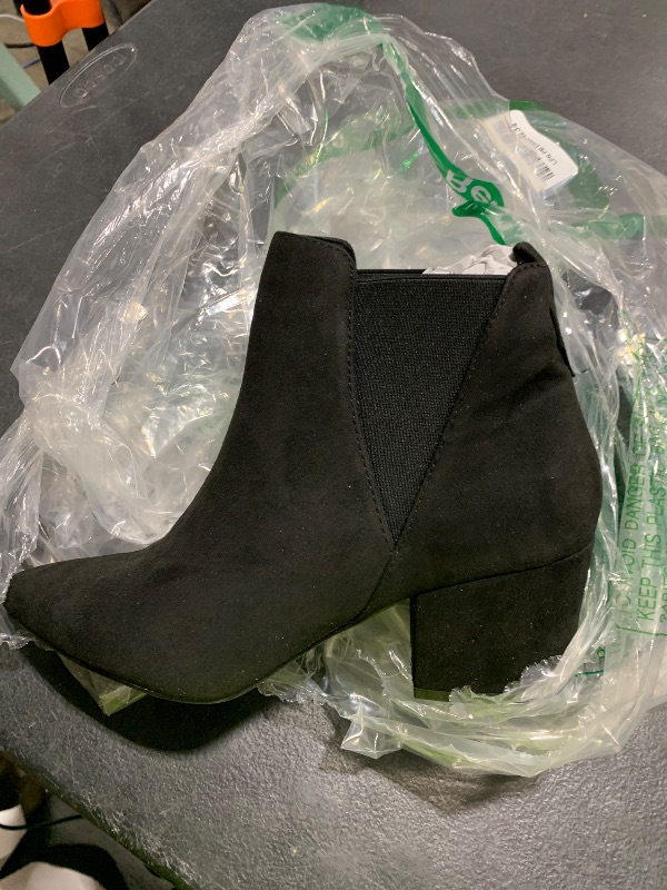 Photo 1 of WOMENS BOOT HEELS 8