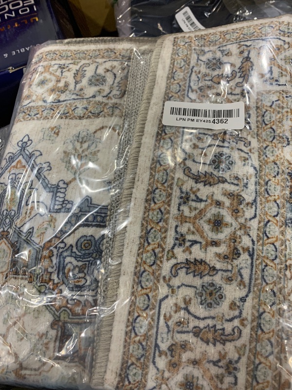 Photo 1 of rug 
