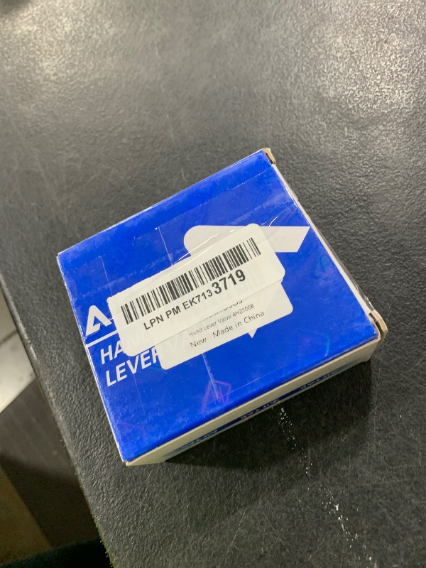 Photo 1 of Hand Lever Valve AirTAC 4H210-08 1/4"PT 5/2 Way Manual Control Direct Acting Type Pneumatic Air