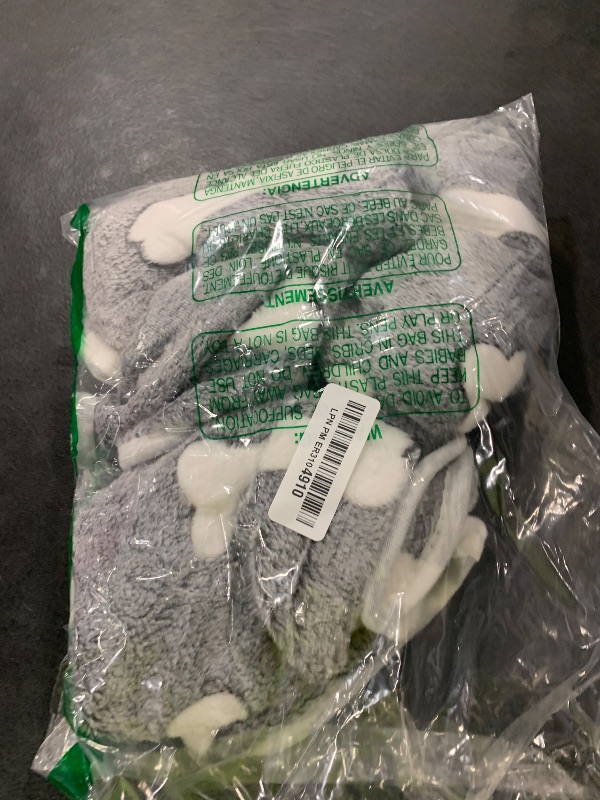 Photo 1 of 1 Pack 3 Puppy Blankets Super Soft Warm Sleep Mat Grey Cute Print Blanket Fluffy Fleece Pet Blanket Flannel Throw Dog Blankets for Small Dogs Puppy Dogs Fluffy Cats,Bone-Medium(29"x20")