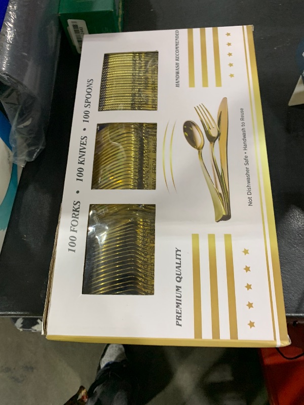 Photo 1 of N9R 300PCS Gold Plastic Silverware, Heavy Duty Gold Plastic Cutlery Set Disposable Flatware Dinnerware, 100 Forks, 100 Spoons, 100 Knives, Perfect for Party, Wedding and Daily Use