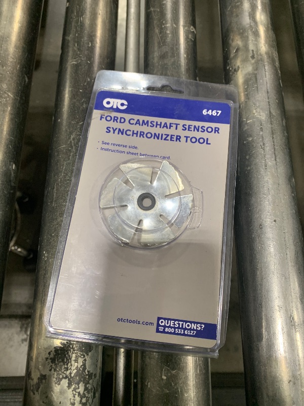 Photo 1 of OTC 6467 Camshaft Sensor Synchronizer Tool for Select 1989 - 1998 Ford and Mercury Vehicles