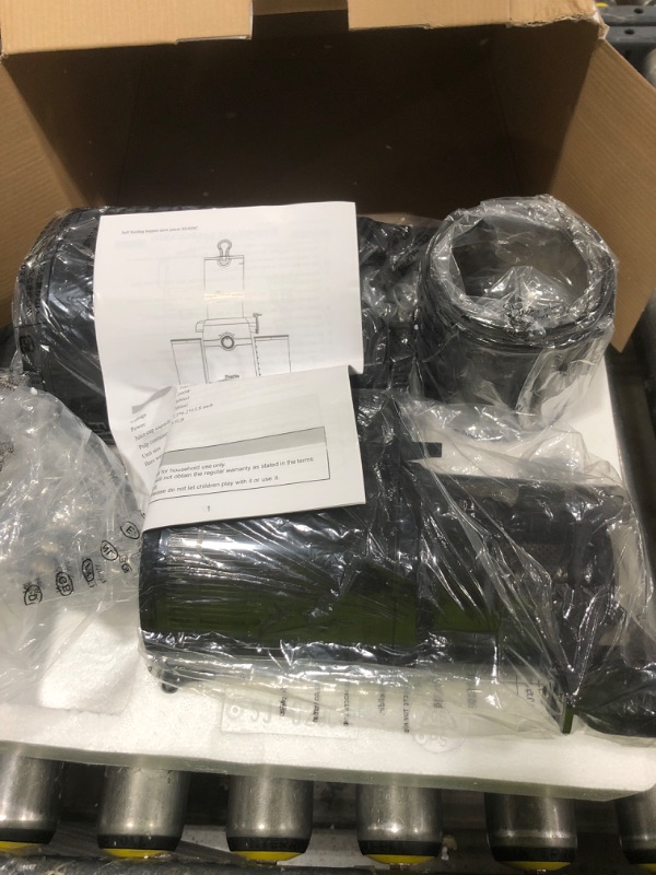 Photo 1 of Fretta Cold Press Juicer Machines Slow Masticating Juicer Machines with 1.1 L Large Feed Chute Fit Whole Fruits and Vegetables Easy Clean Self Feeding,High Juice Yield,BPA Free (Ink-black)