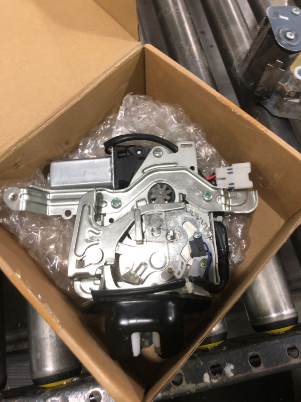 Photo 1 of COPACHI Tailgate Trunk Lock Latch Actuator 90500-1CA1B 905001CA1B Compatible with Murano Rogue QX56 FX35 FX37 FX50 QX70 After-Market Parts