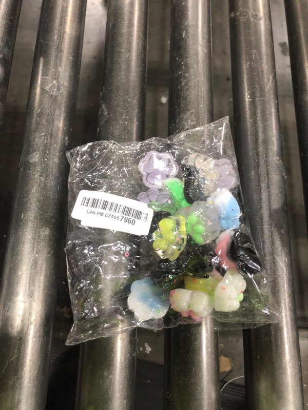 Photo 1 of 24pcs Mini Cat Paw Squishies Squishy Toy ,Cat Paw Party Favors for Kids, Cat's paw Mochi Squishy Toys?Cat Paws Mochi Toys,Stress Relief for Party Favors,Novelty Things for Adults Kids?2?