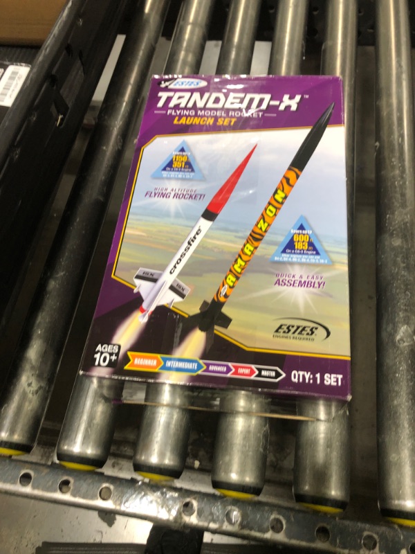 Photo 1 of Estes 1469 Tandem X Rocket Launch Set, Prebuilt Beginner Flying-Rocket-Model Set for Ages 10+, Includes Launch Pad System