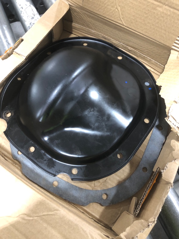 Photo 1 of  MOTOKU Rear Differential Cover with Gasket Magnet for Ford F-150 Ranger Truck Pickup F-100 E150 Van Explorer Expedition for Lincoln Mark LT for Mazda B-series with 8.8" Ring Gear