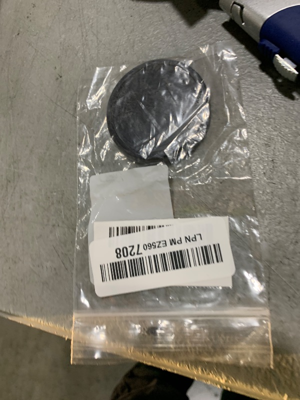 Photo 1 of TOYOTA Genuine Parts - Plug, Camshaft Housi (11188-62010)