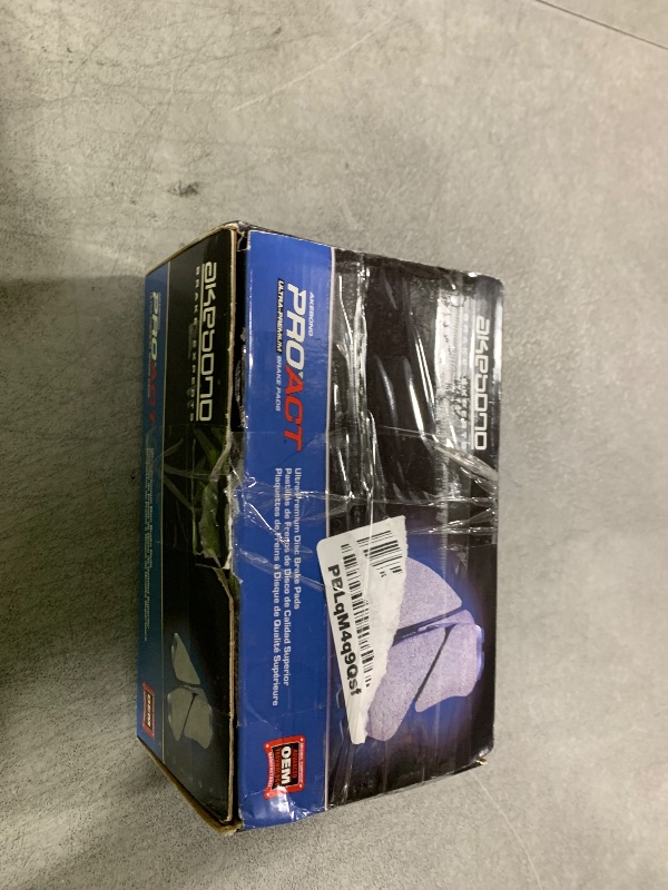 Photo 1 of Akebono-ACT1324A Ultra-Premium Ceramic Front Disc Brake Pads