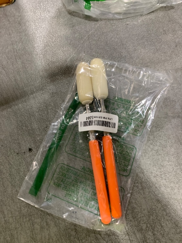 Photo 1 of 2pcs Telescoping Sponge Stick for Pottery, Retractable Ceramic Sponge Stick Extend up to 28.35in for Cleanup Excess Water from Tall or Narrow Pottery (Small)