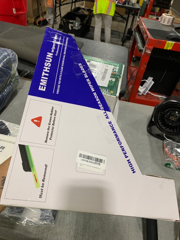 Photo 1 of EMITHSUN OEM QUALITY 26" + 19" Premium All-Seasons Stable And Quiet Windshield Wiper Blades(Set of 2)