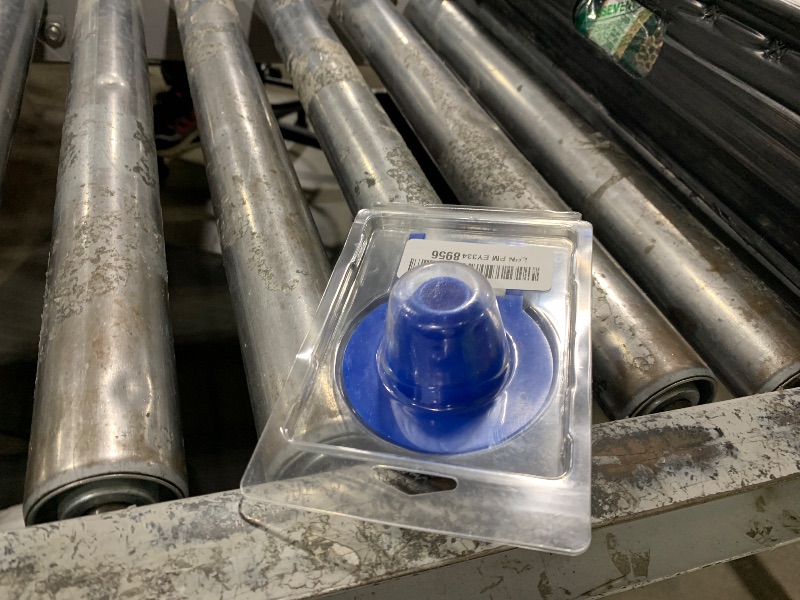 Photo 1 of Universal Toilet Flapper Replacement 2 Inch - Compatible with Most American Standard Kohler Fluidmaster Toto Gerber Toilets Tank Water Saving Rubber Flush Valve Flapper with Stainless Chain Blue 1Pack
