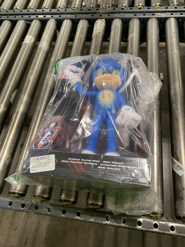 Photo 1 of Sonic The Hedgehog 3 Ultimate Talking Sonic 12-Inch Figure, Features 30+ Iconic and Humorous Phrases and Sounds from The Movies, Light-Up Eyes and Quills