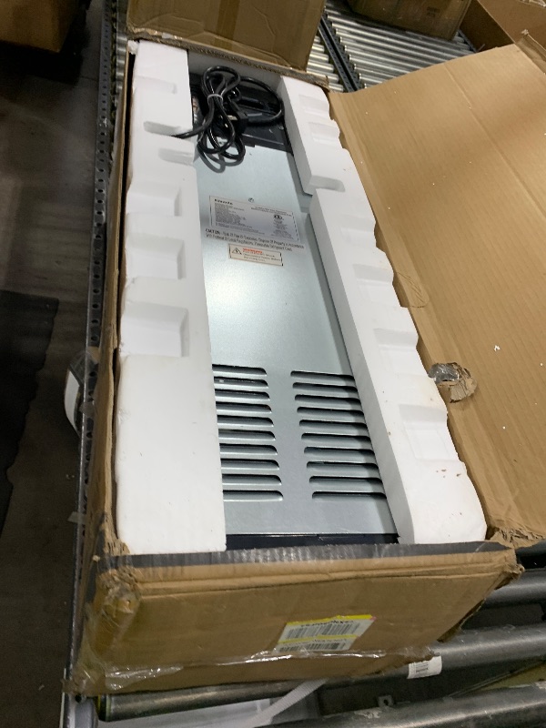Photo 1 of Water Dispenser with Ice Maker Function