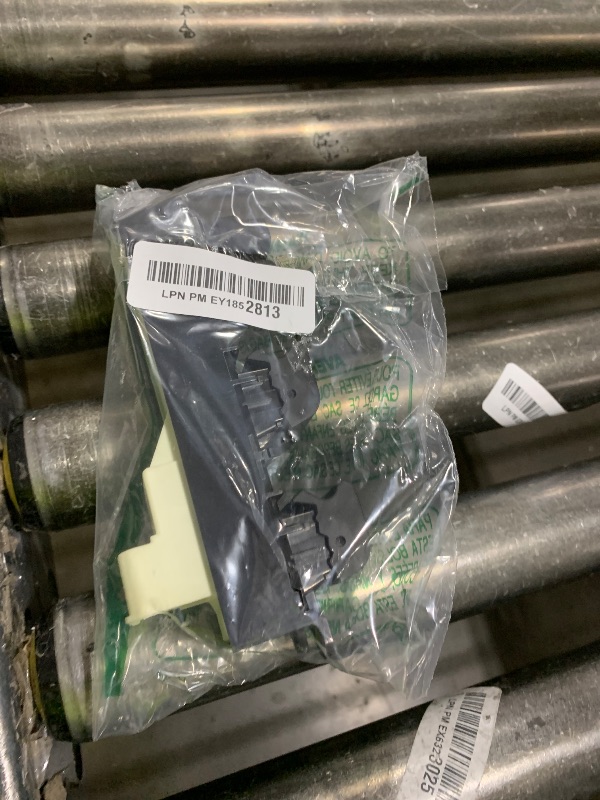 Photo 1 of Nakkaa Power Window Switch Automatically Up and Down Driver Side Compatible with Tundra 2007-2021 84820-0C030 84820-0R040
