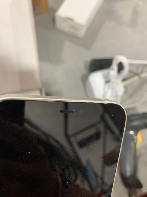 Photo 1 of ***Parts only, unable to hold charge***
Apple iPhone 12, 64GB, White - Unlocked (Renewed Premium)