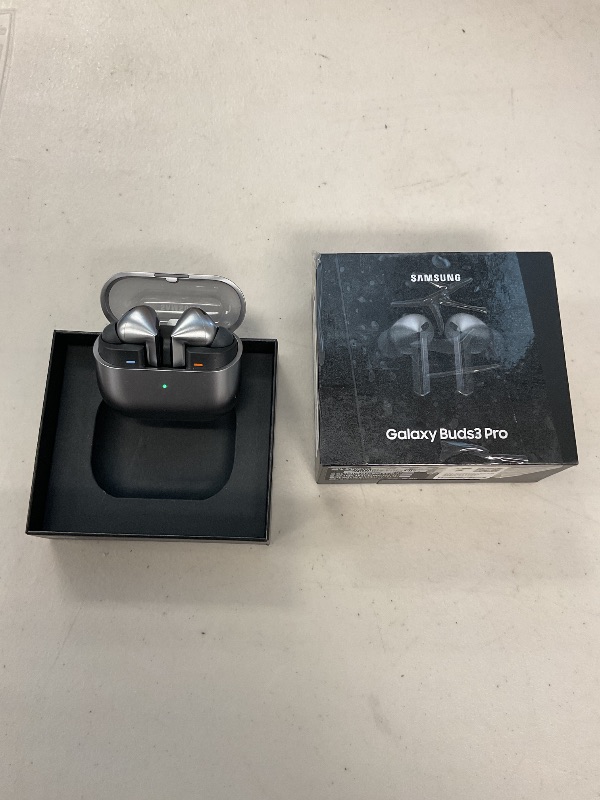 Photo 1 of Samsung Galaxy Buds 3 Pro AI True Wireless Bluetooth Earbuds, Noise Cancelling, Sound Optimization, Redesigned Comfort Fit, Silver [US Version, Amazon Exclusive, 2Yr Warranty]