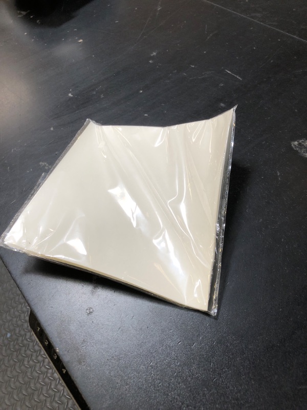 Photo 1 of Yeachlaing 2 Inch Round Clear Seal Stickers,Transparent Envelope Mail Wafer Seal Self Adhesive Package Circle Label (1bag,288PCS)