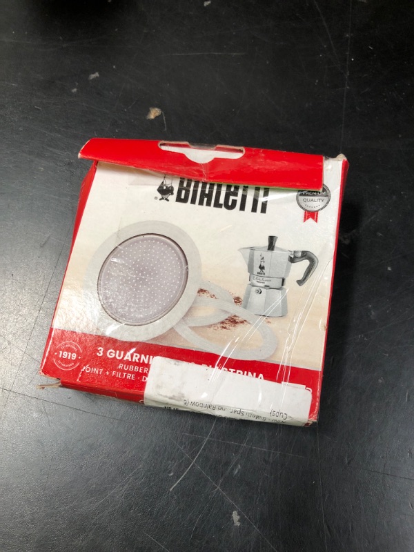 Photo 1 of Bialetti Spare Parts, Includes 3 Gaskets and 1 Plate, Compatible with Moka Express, Fiammetta, Break, Happy, Dama, Moka Timer and Rainbow (6 Cups)