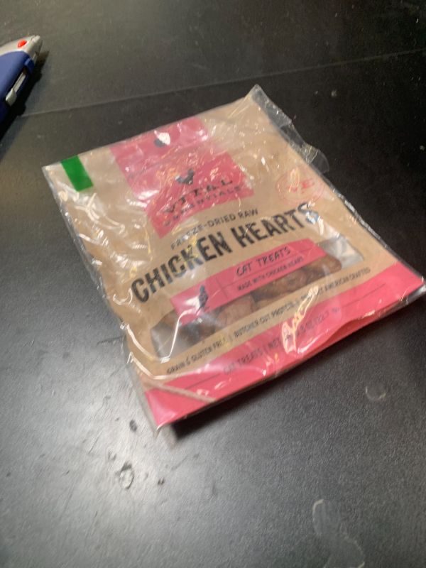 Photo 1 of Vital Essentials Chicken Hearts Cat Treats, 1 oz | Freeze-Dried Raw | Single Ingredient | Grain Free, Gluten Free, Filler Free BB 9/11/26
