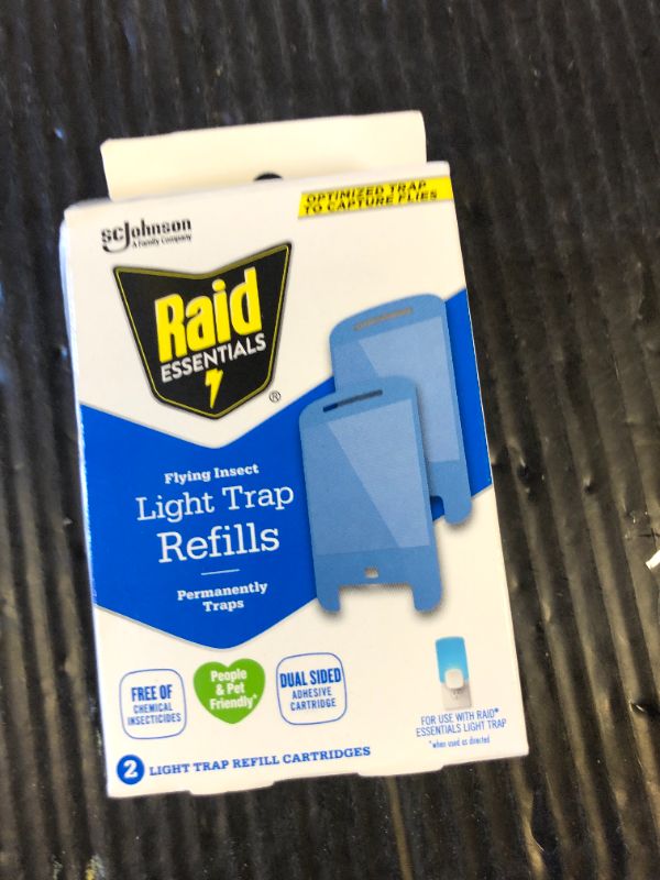 Photo 1 of Raid Essentials Flying Insect Light Trap Refills, 2 Light Trap Refill Cartridges, Featuring Light Powered Attraction