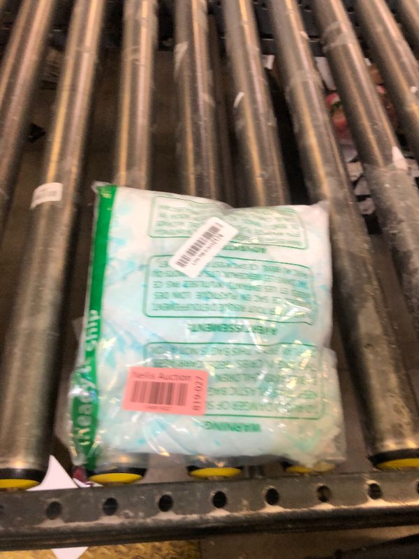 Photo 1 of Swiffer Dusters Refill for Cleaning, Made by SWIFFER, Feather & Microfiber Duster Disposable Alternative, for Dusting Furniture, Blinds, Ceiling Fans, Walls, Helps Remove Allergens, Unscented, 18ct?
